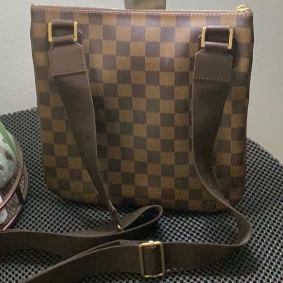 *** SOLD *** Authentic Louis Vuitton Damier Bosphore - Picture 3 of 13